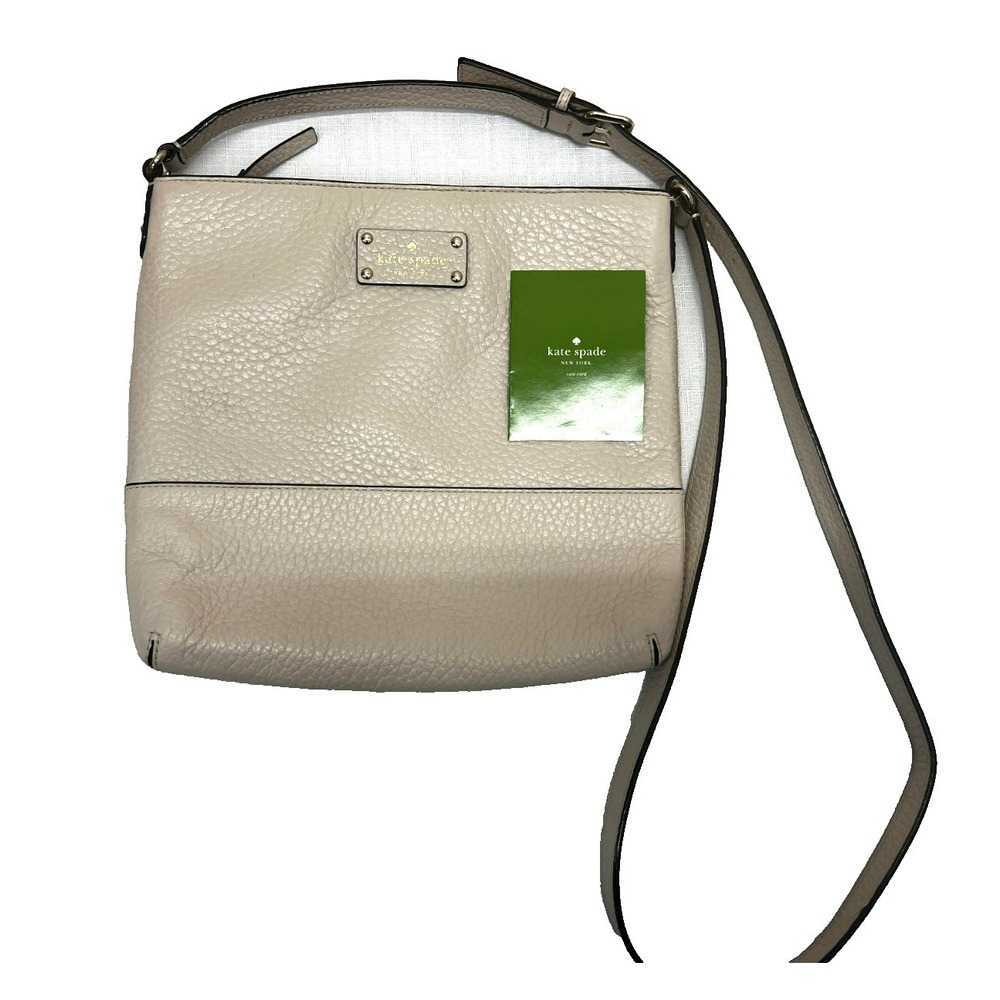 kate spade new york Cora Crossbody Purse Beige Pebbled Leather Zip Closure